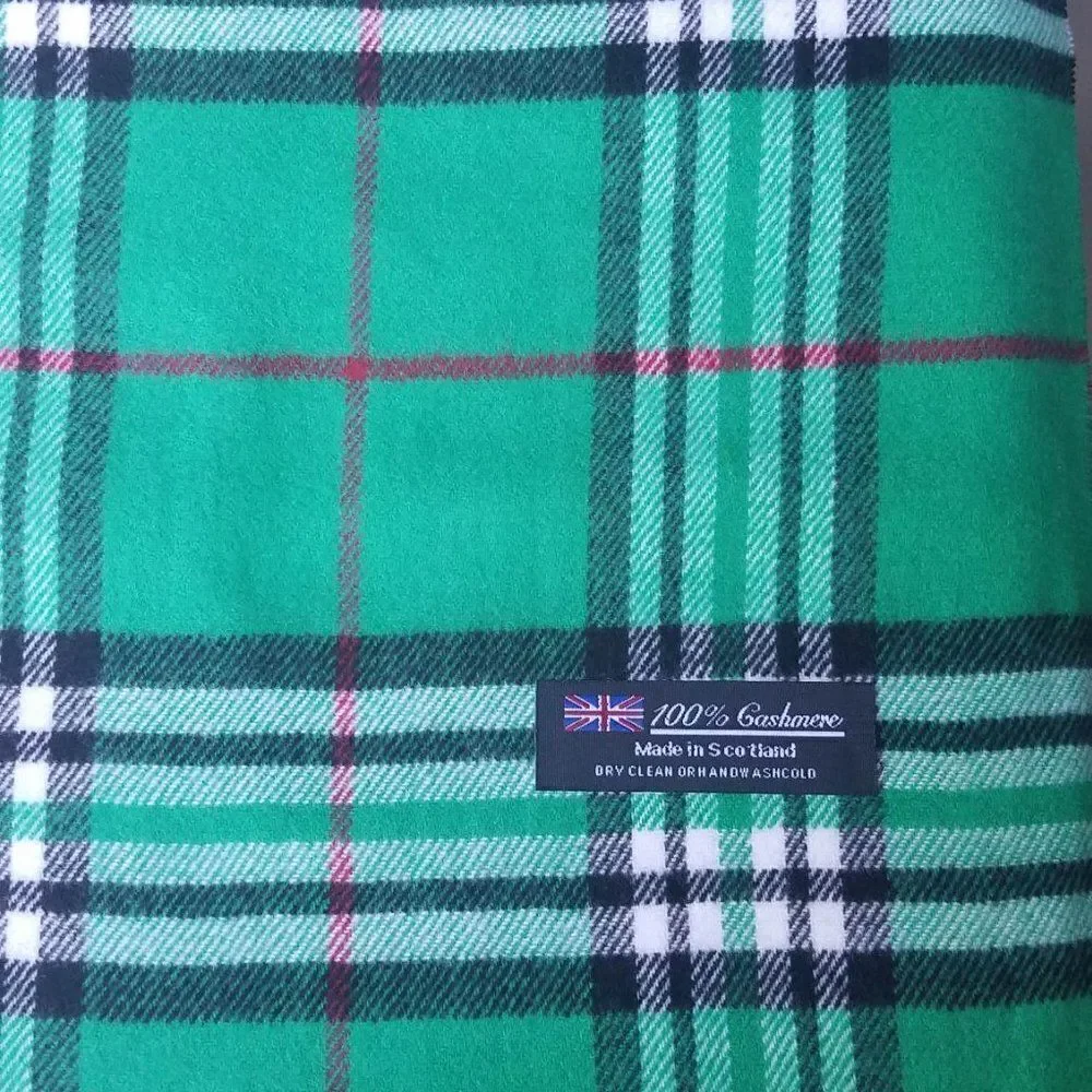 NEW 100% Cashmere Green Black Plaid Scarf size 12